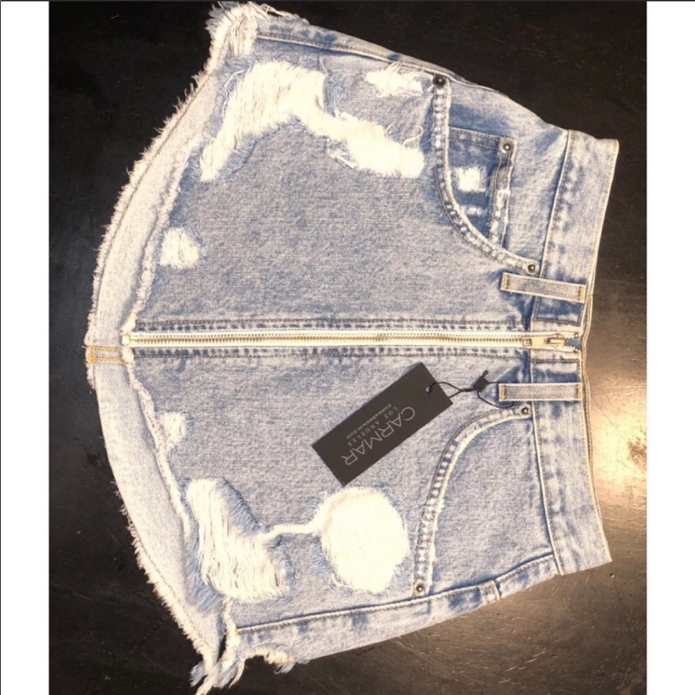 Carmar denim skirt size 24